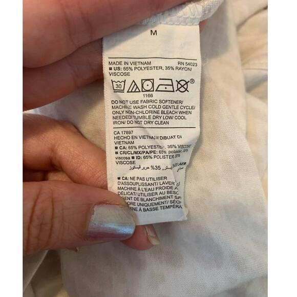 Old Navy active cream animal print short sleeves open back top size M - Picture 4 of 9